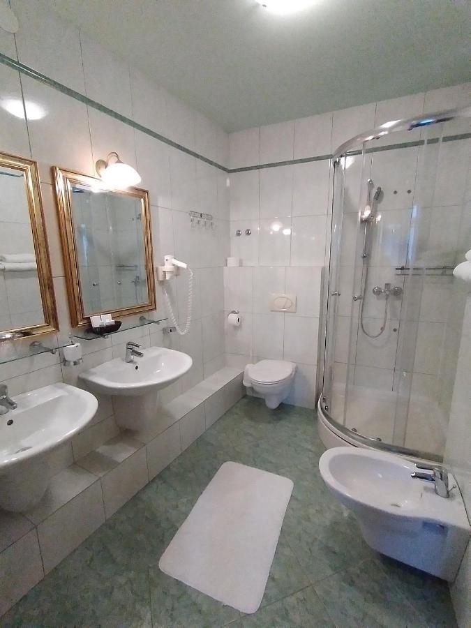 Hotel Livadic Samobor Luaran gambar