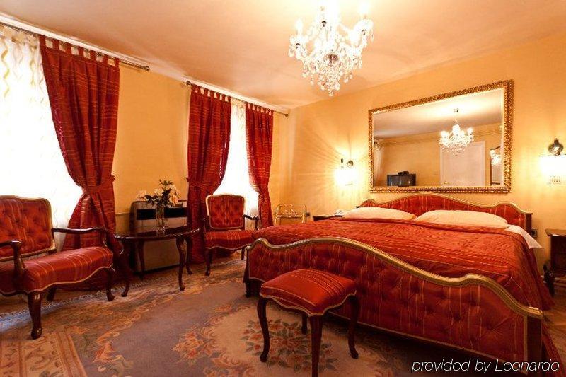 Hotel Livadic Samobor Bilik gambar